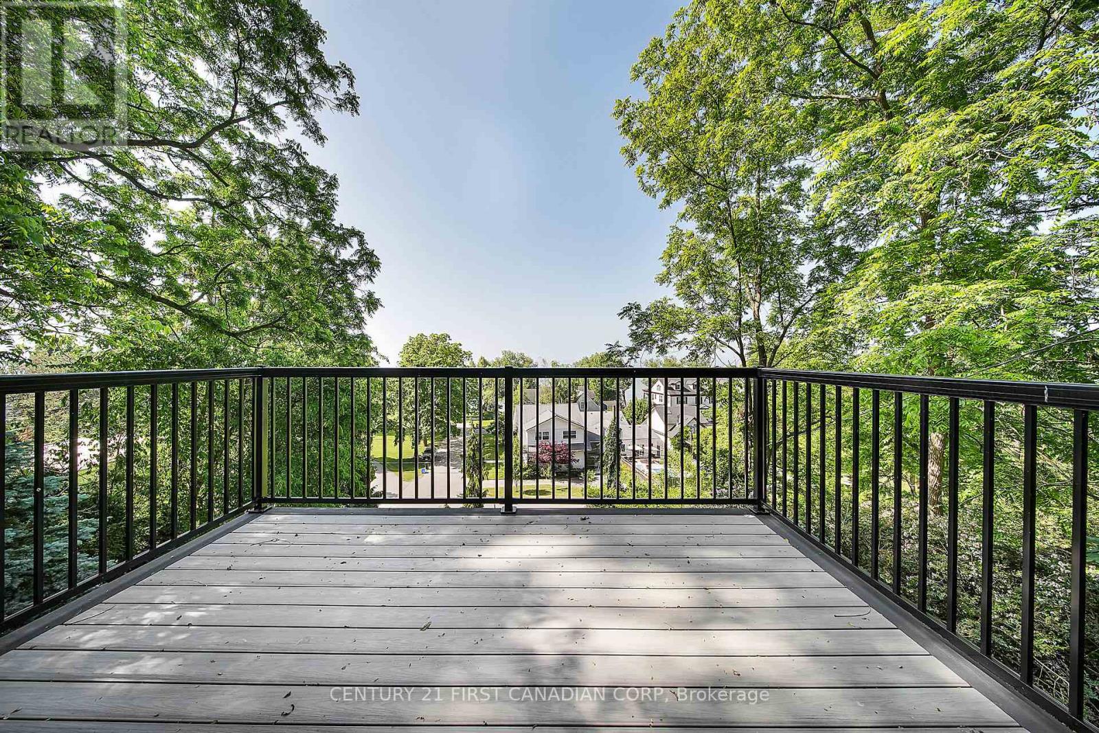 147 Harrison Place, Central Elgin (Port Stanley), Ontario  N5L 1A1 - Photo 28 - X12250433