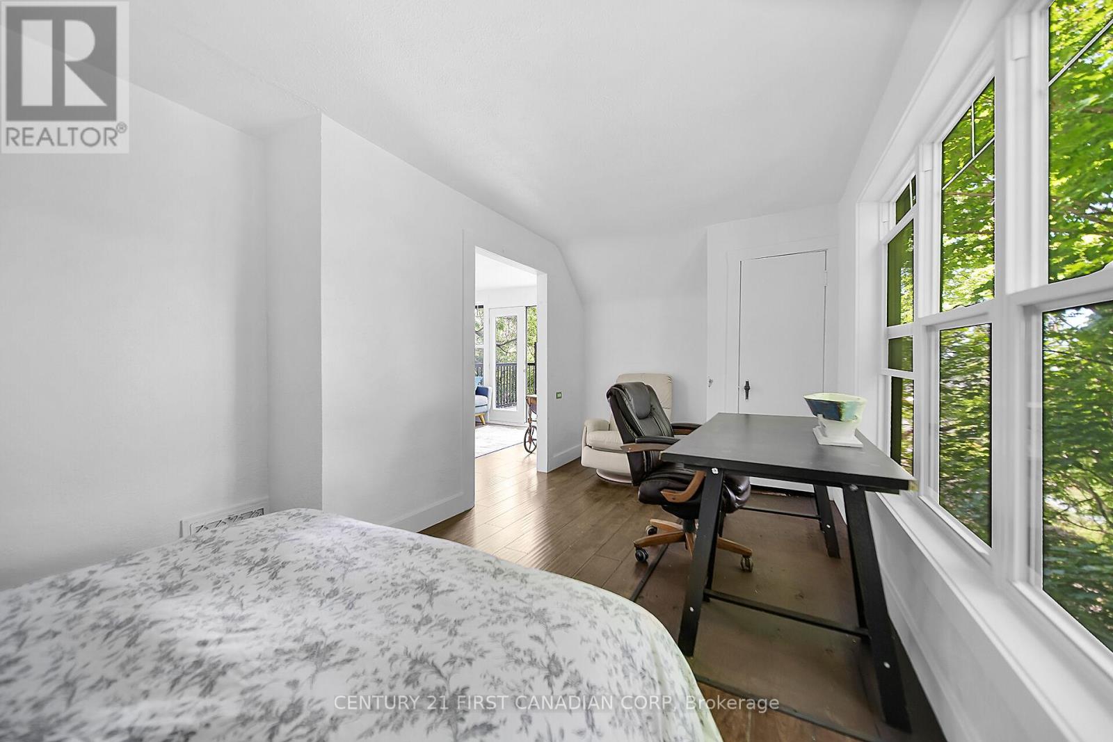 147 Harrison Place, Central Elgin (Port Stanley), Ontario  N5L 1A1 - Photo 35 - X12250433