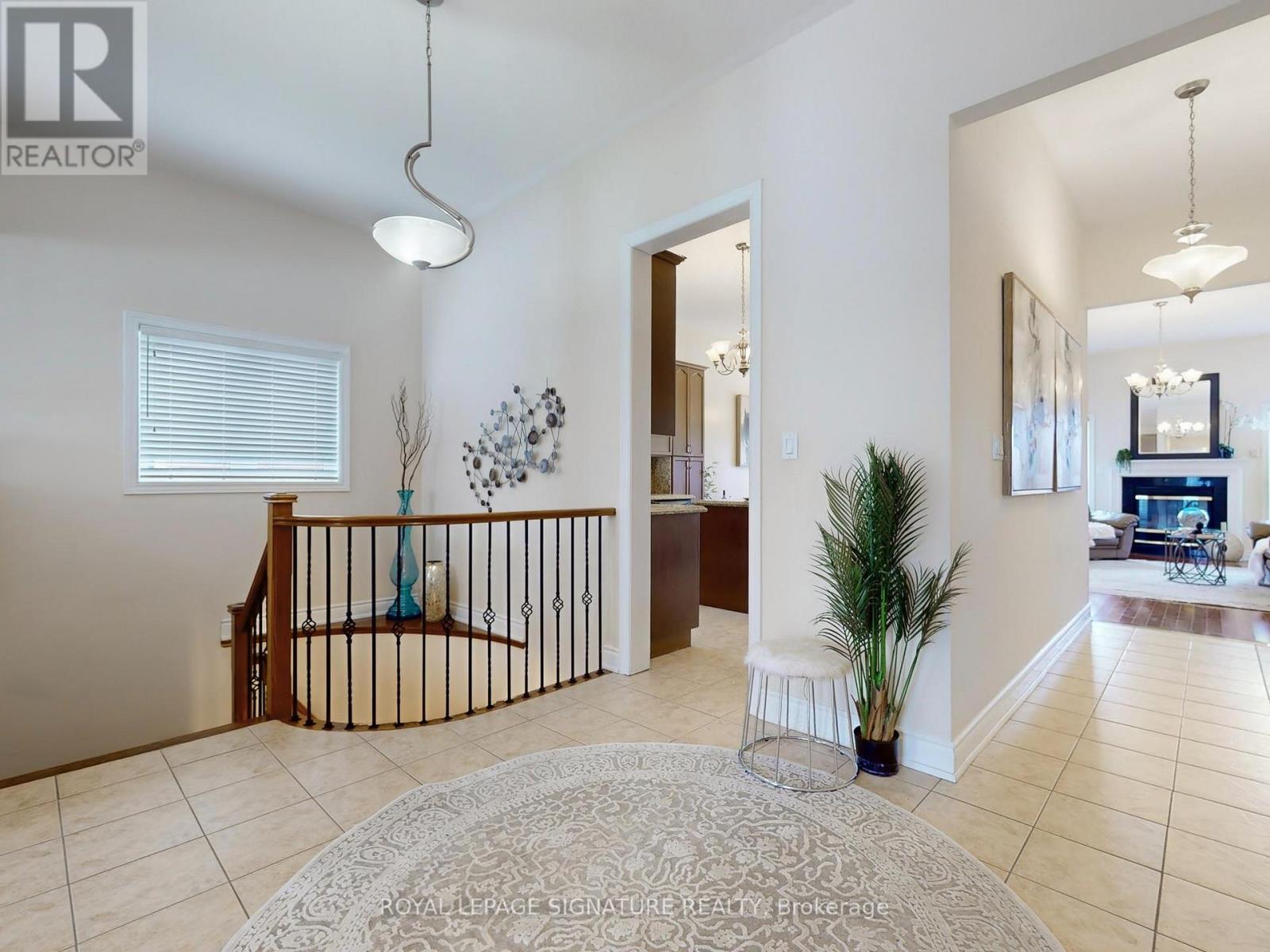 15 Concorde Drive, Brampton (Vales Of Castlemore North), Ontario  L6P 1V3 - Photo 18 - W12250186