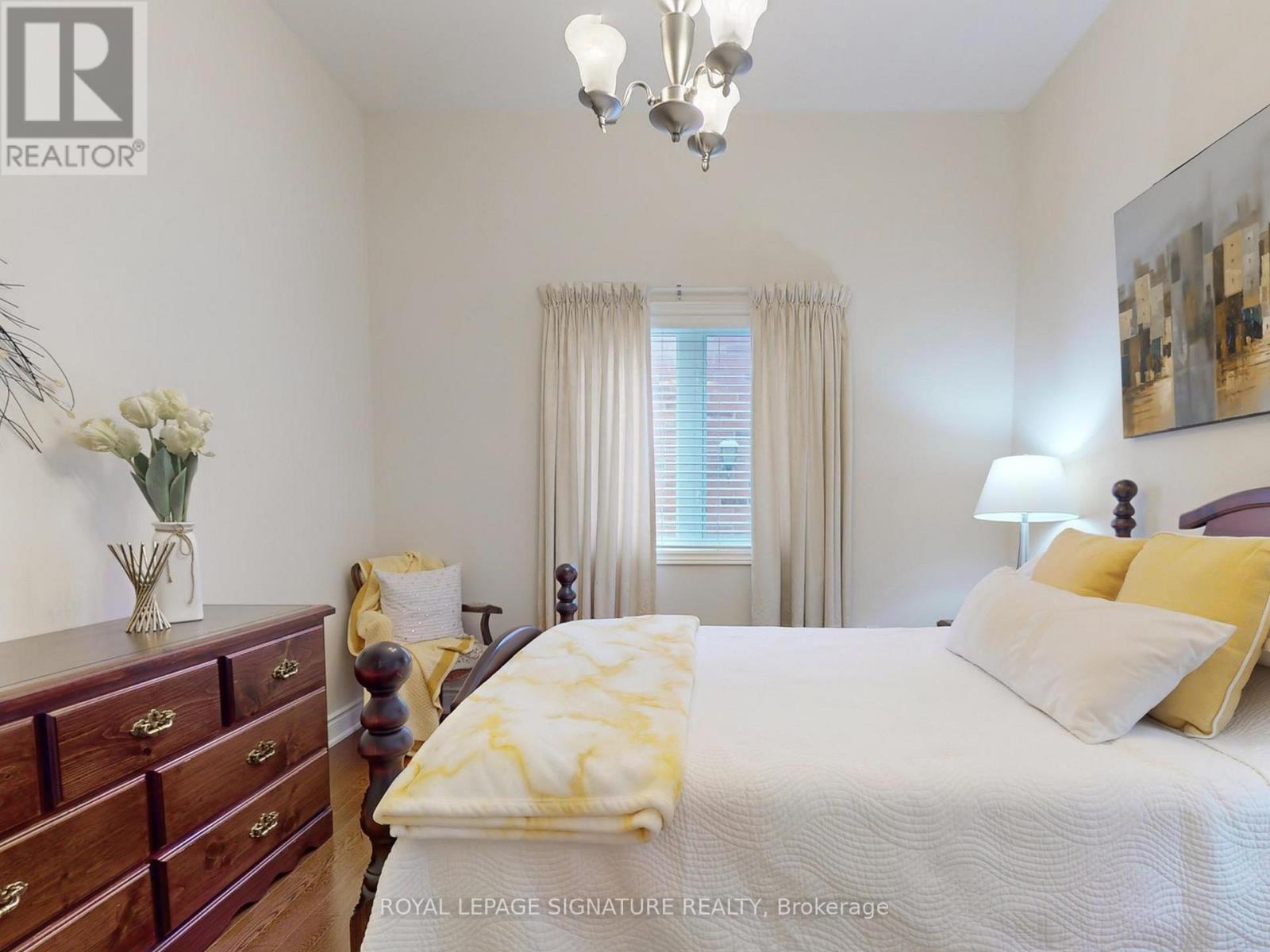 15 Concorde Drive, Brampton (Vales Of Castlemore North), Ontario  L6P 1V3 - Photo 25 - W12250186