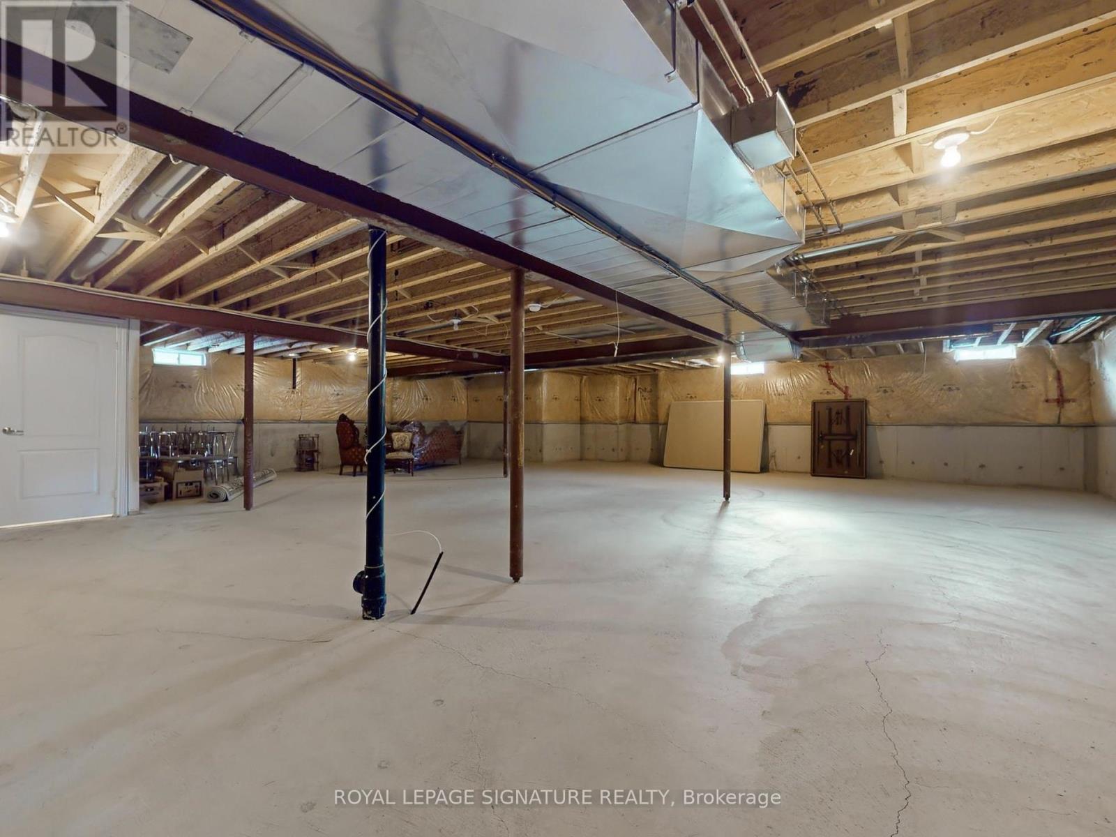 15 Concorde Drive, Brampton (Vales Of Castlemore North), Ontario  L6P 1V3 - Photo 31 - W12250186