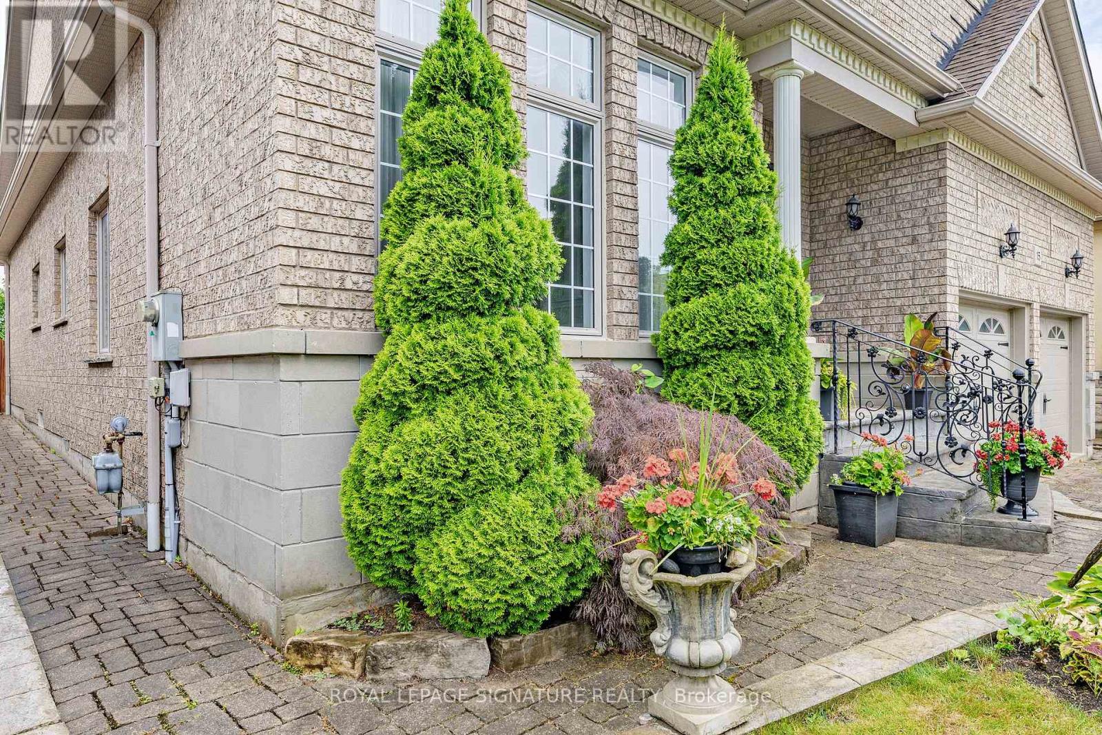 15 Concorde Drive, Brampton (Vales Of Castlemore North), Ontario  L6P 1V3 - Photo 36 - W12250186