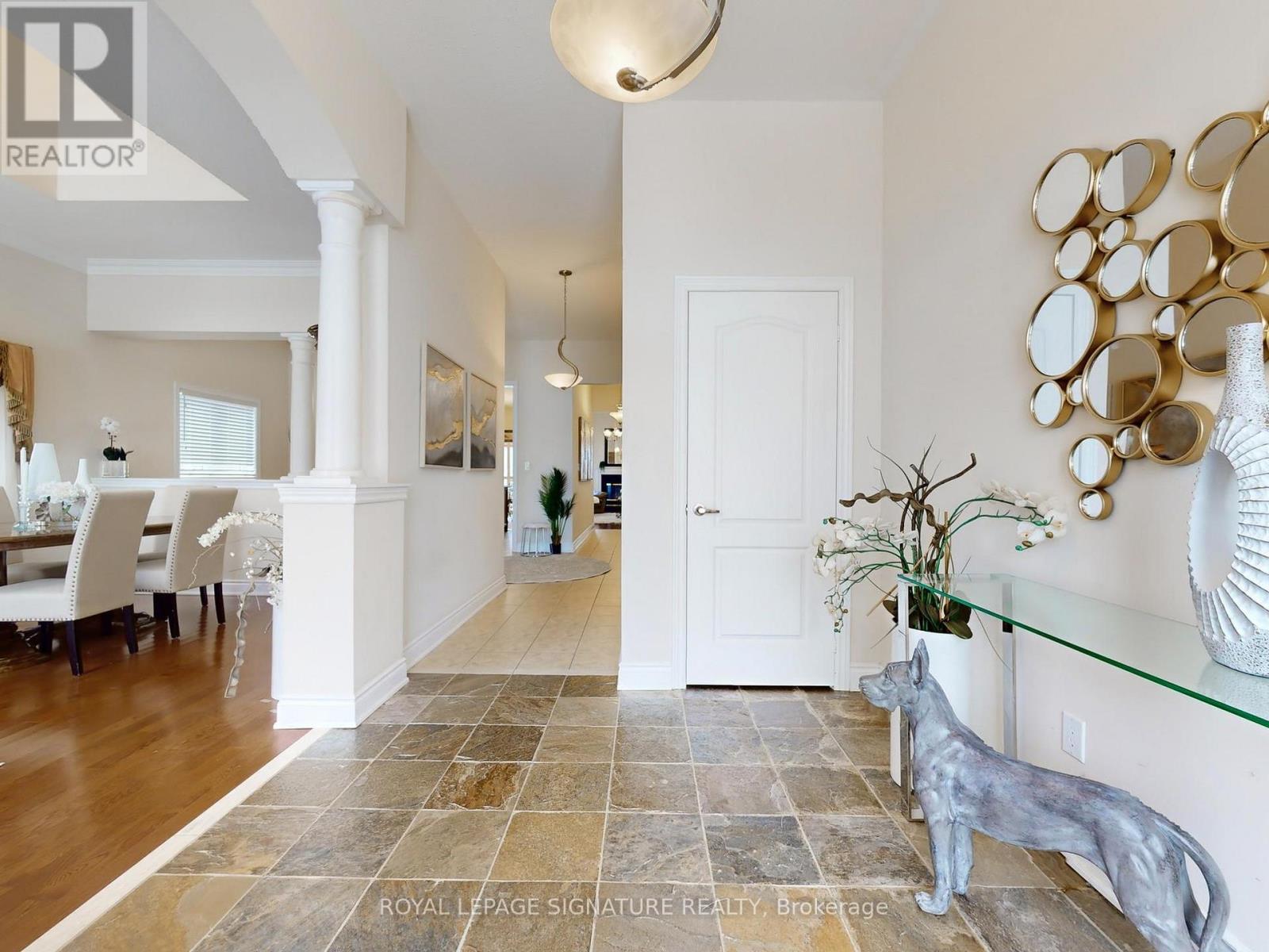 15 Concorde Drive, Brampton (Vales Of Castlemore North), Ontario  L6P 1V3 - Photo 6 - W12250186