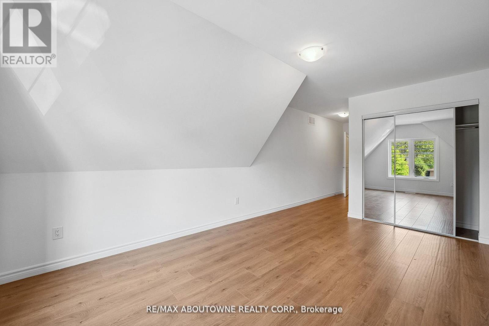 5683 Churchs Lane, Niagara Falls, Ontario  L2J 1Y8 - Photo 29 - X12249965