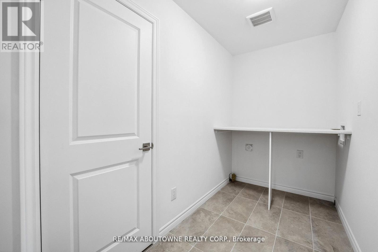 5683 Churchs Lane, Niagara Falls, Ontario  L2J 1Y8 - Photo 31 - X12249965