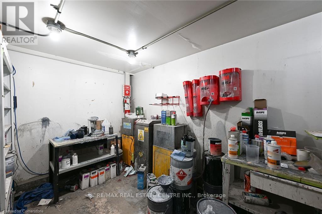 347 Hatt Street W, Hamilton, Ontario  L9H 2J2 - Photo 19 - X12250117