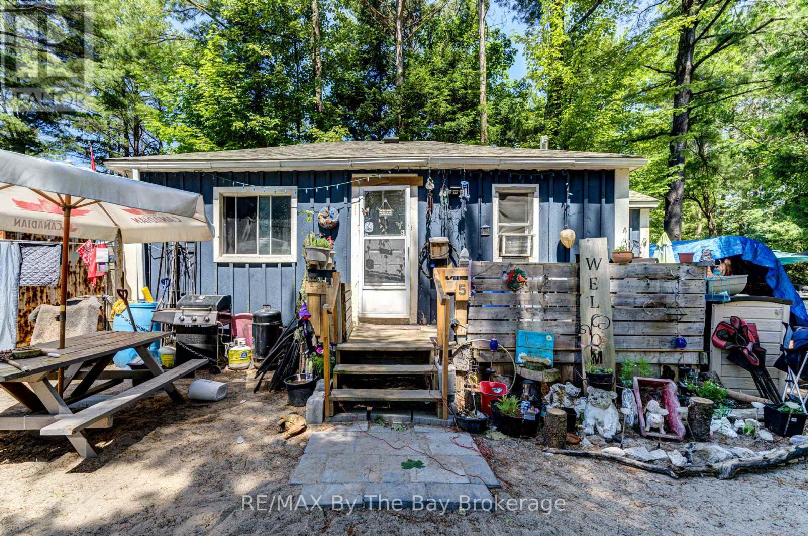 707 River Road E, Wasaga Beach, Ontario  L9Z 1M5 - Photo 9 - S11998127