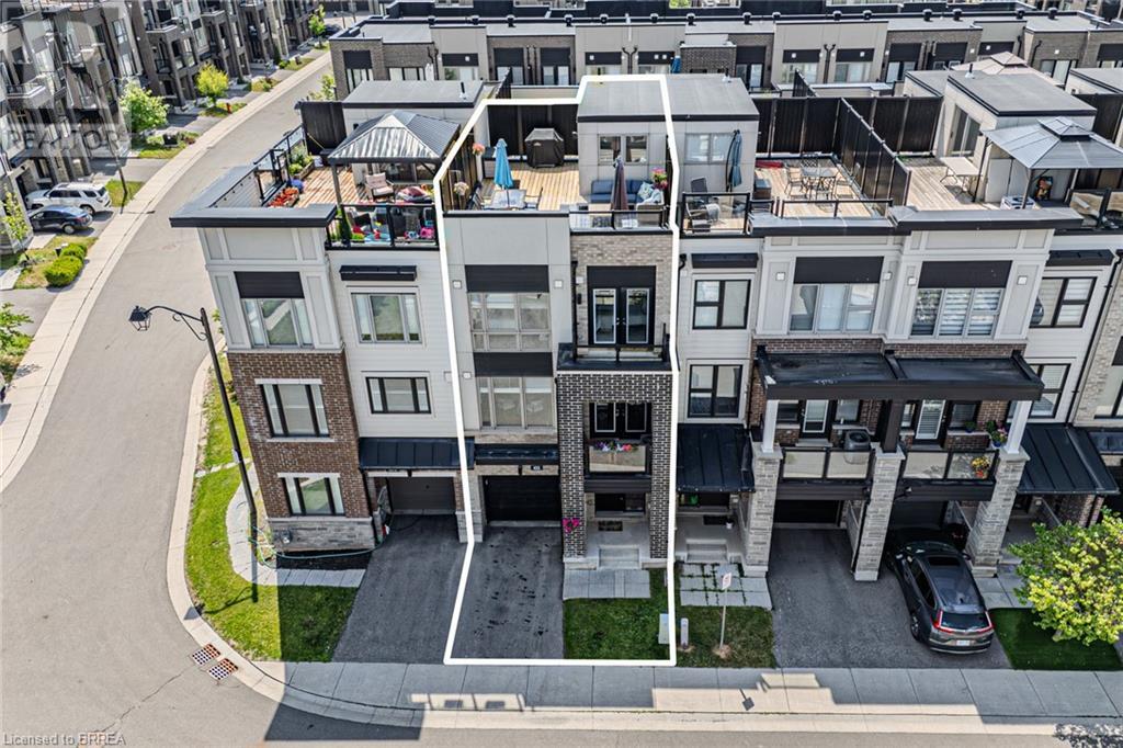 Property at 422 ATHABASCA Common image 5