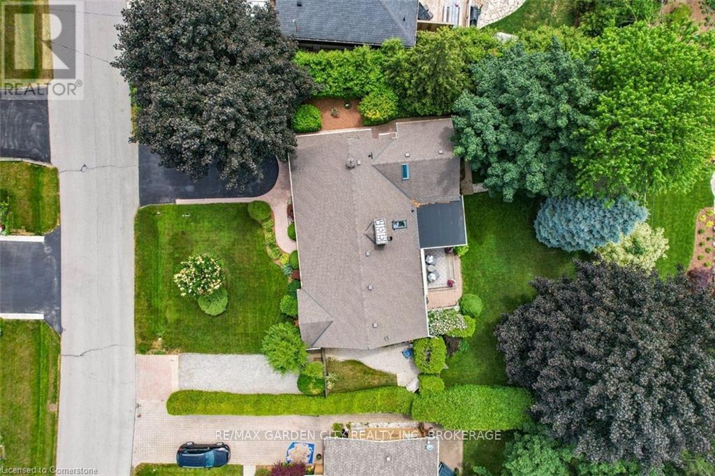 Property at 25 GARDEN DRIVE image 4