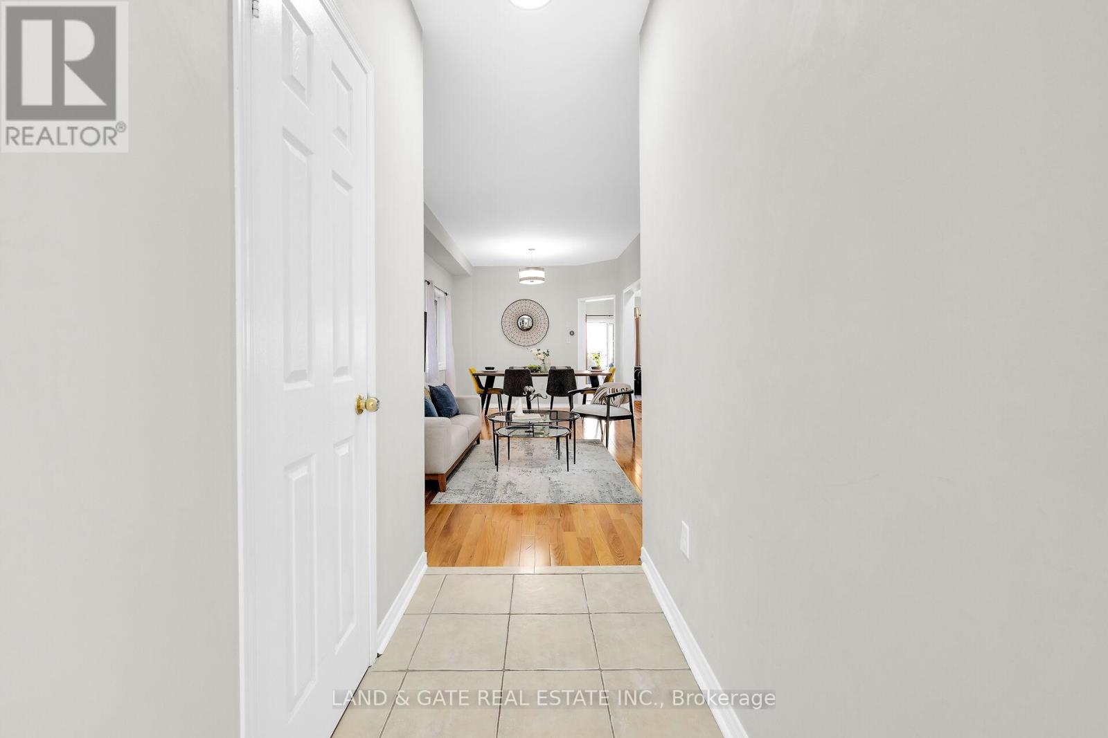 Property at 100 KILREA WAY image 4