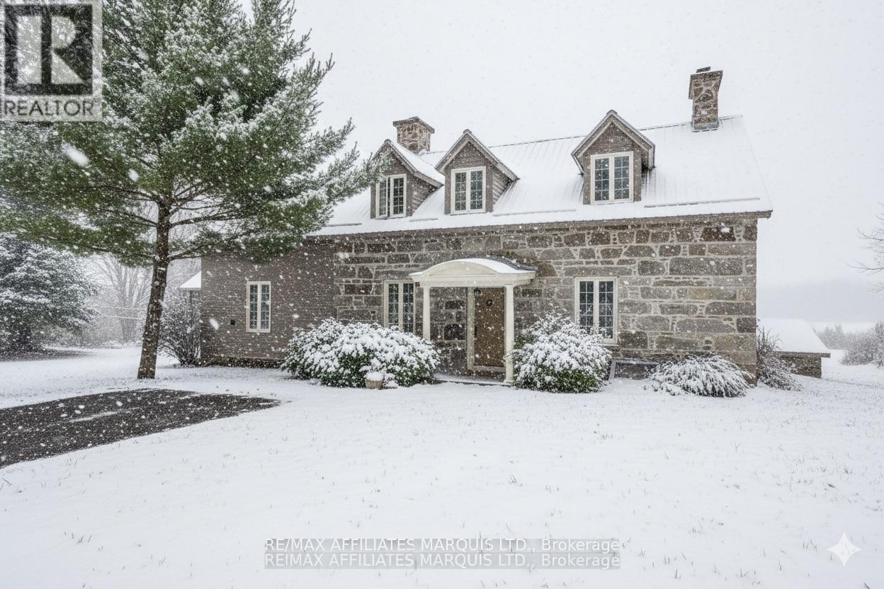 20824 SOUTH SERVICE ROAD, south glengarry, Ontario