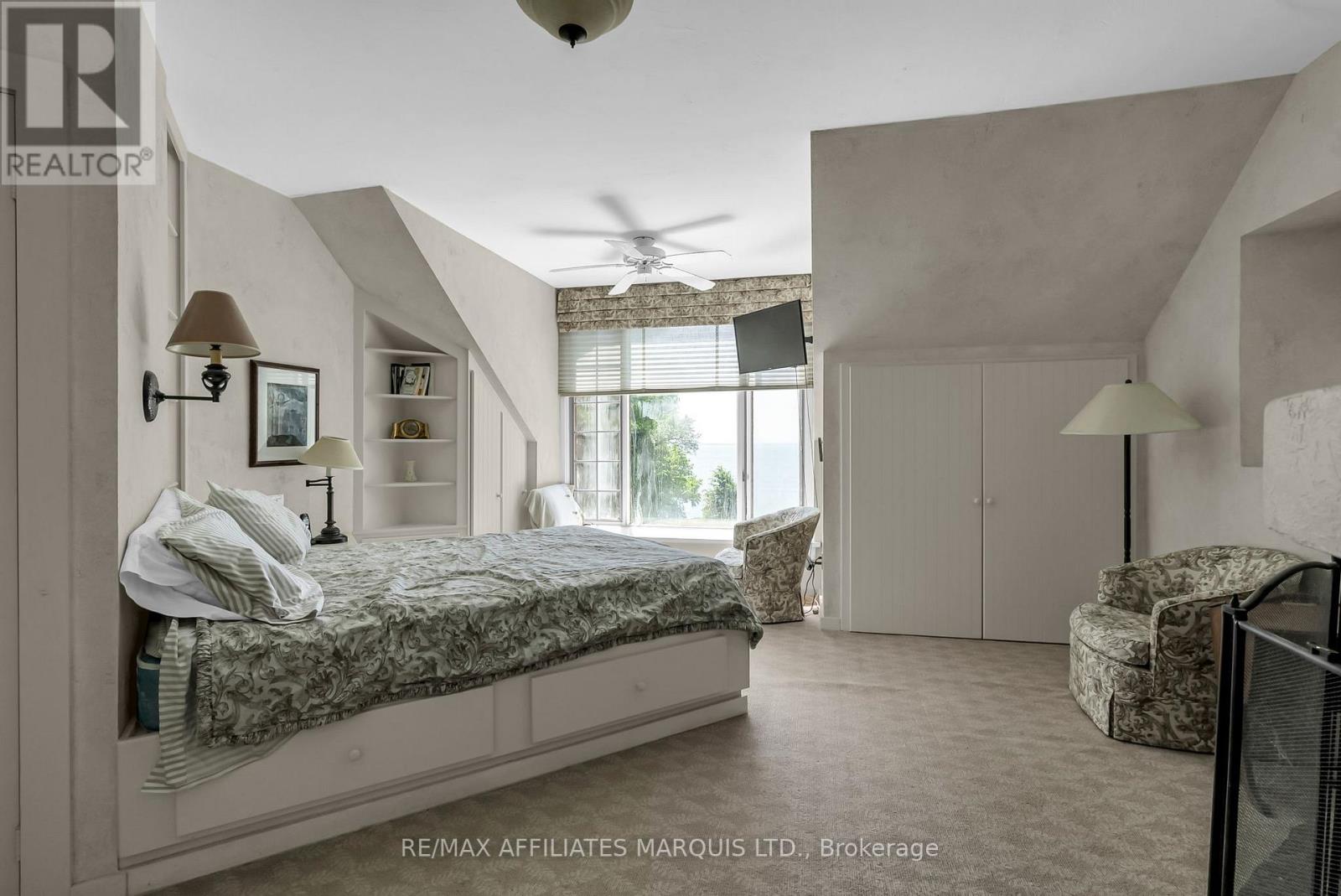 20824 South Service Road, South Glengarry, Ontario  K0C 1N0 - Photo 20 - X12250510