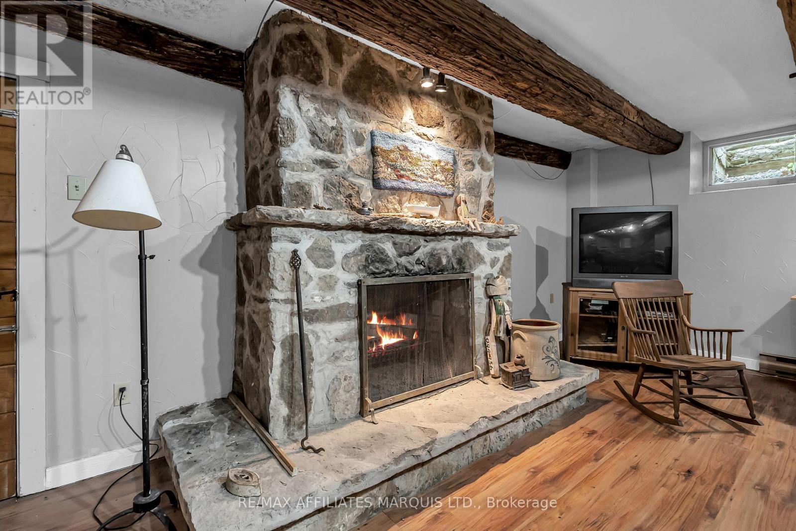 20824 South Service Road, South Glengarry, Ontario  K0C 1N0 - Photo 29 - X12250510