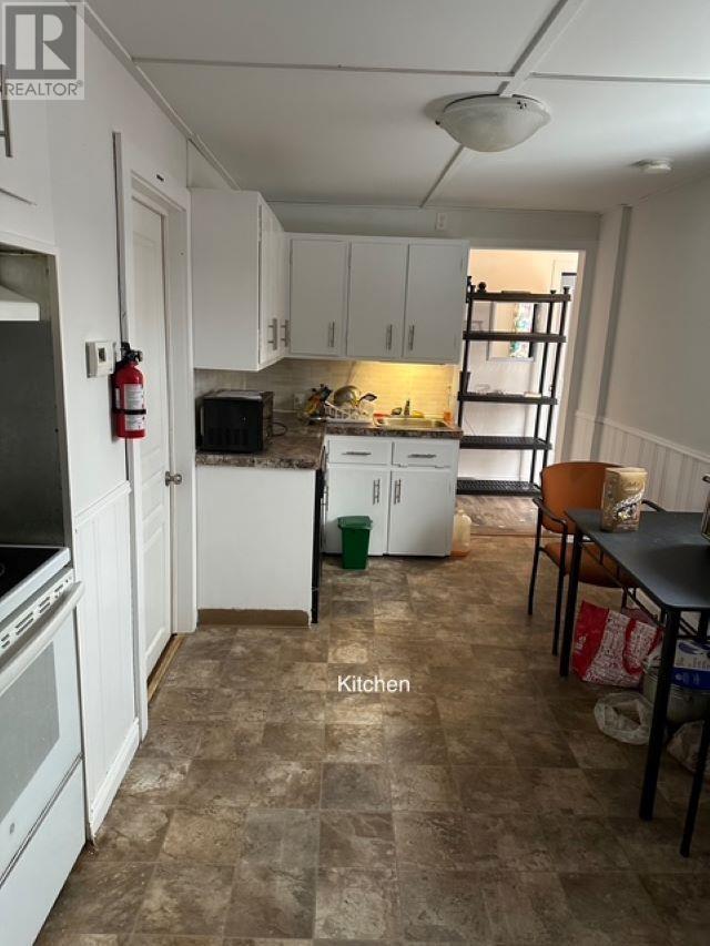 9 Summer Street, Charlottetown, Prince Edward Island  C1B 0A9 - Photo 2 - 202516003