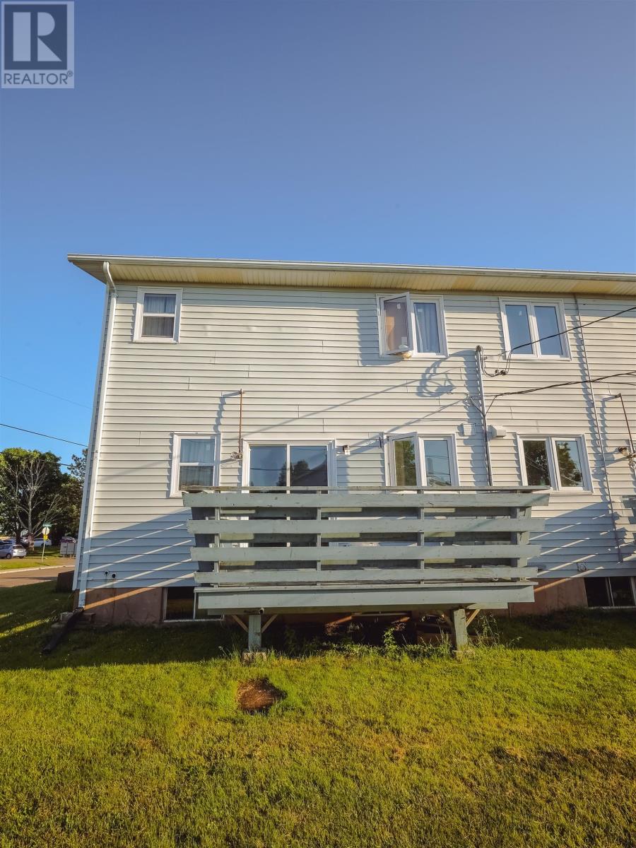 Property at 39 Rankin Court image 4