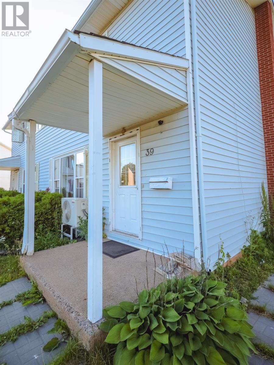 Property at 39 Rankin Court image 5
