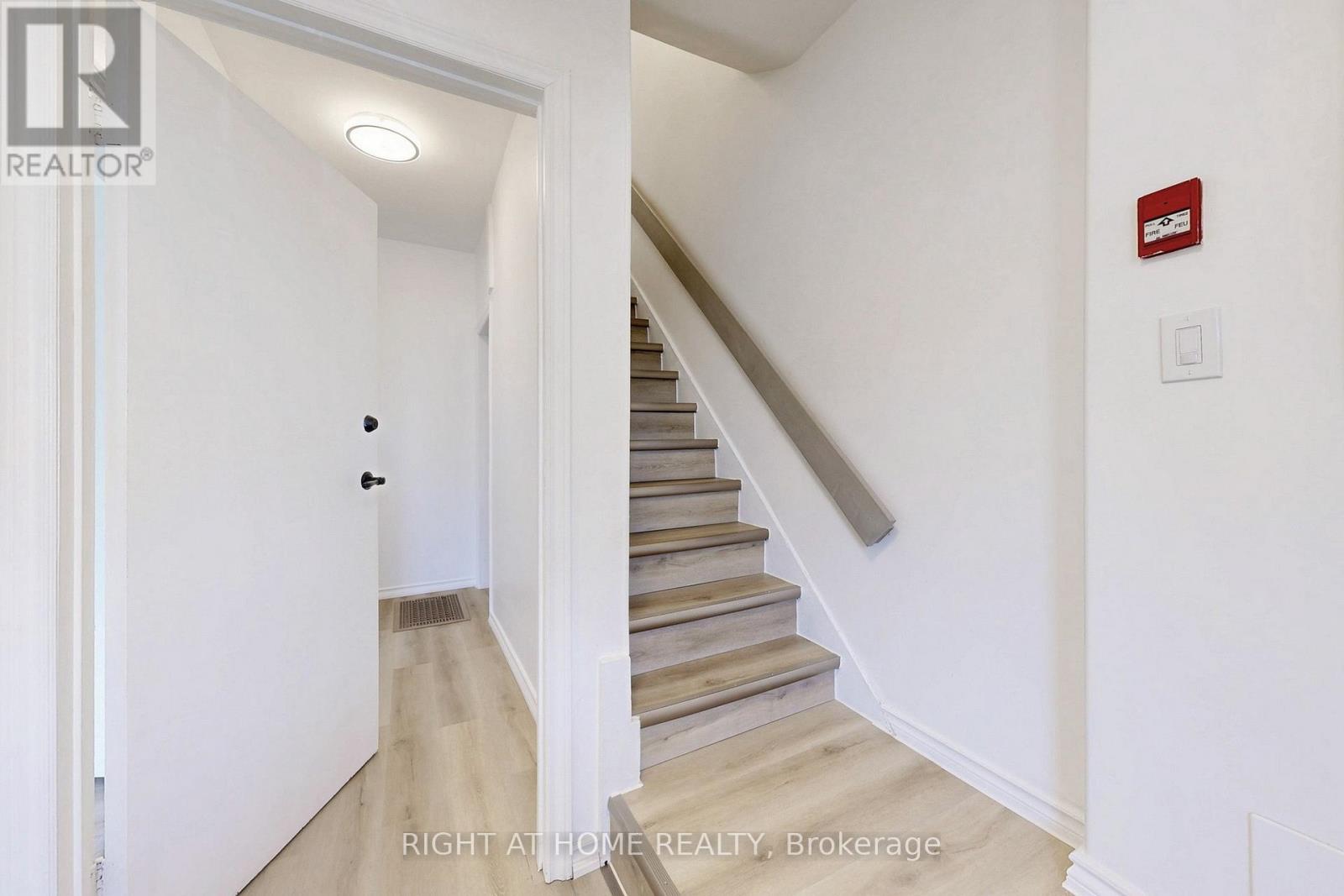 Property at 656 CRAWFORD STREET image 4