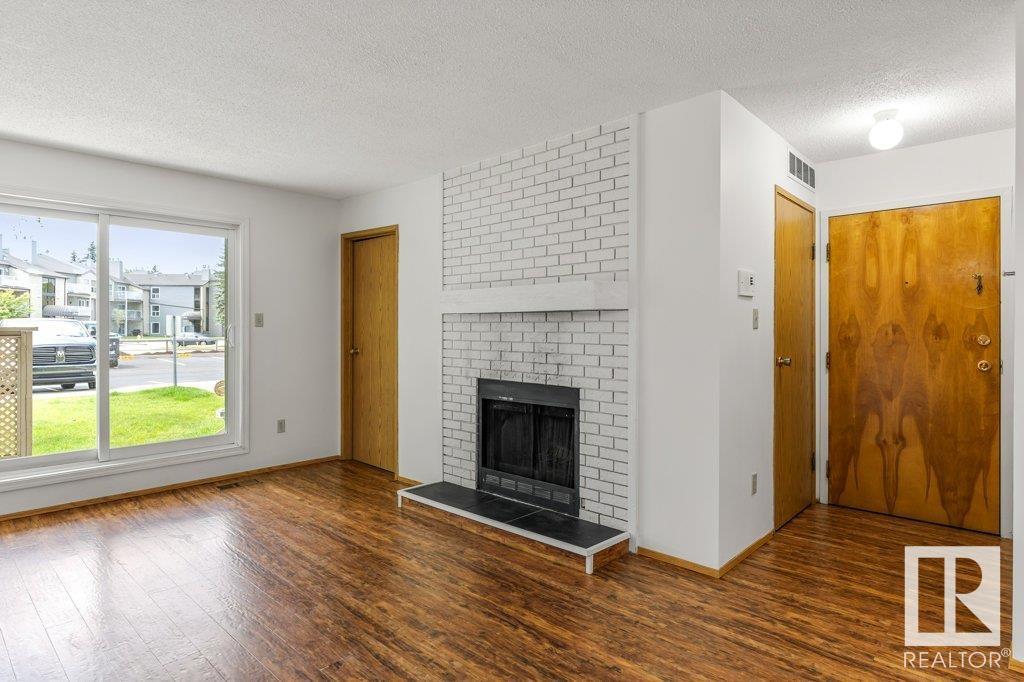 Property at #104 44 ALPINE PL image 3