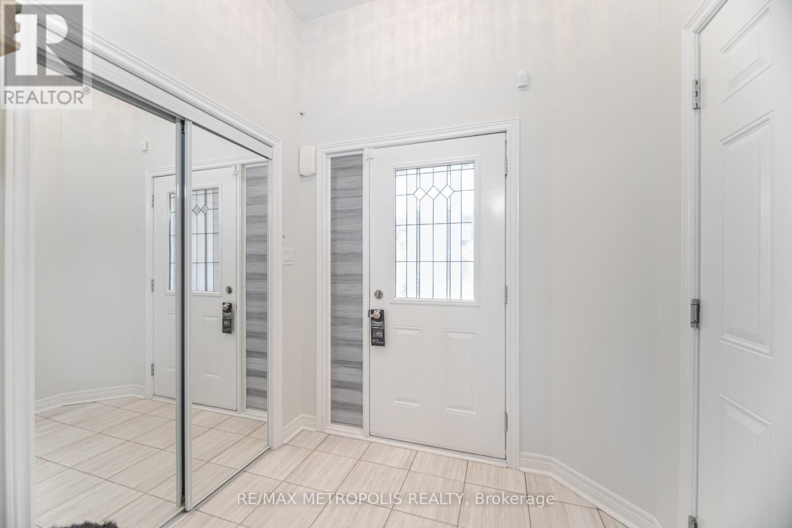Property at 37 JEVONS DRIVE image 4