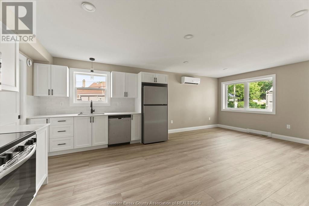 856 University Unit# Main, Windsor, Ontario  N9A 2Z9 - Photo 10 - 25016323