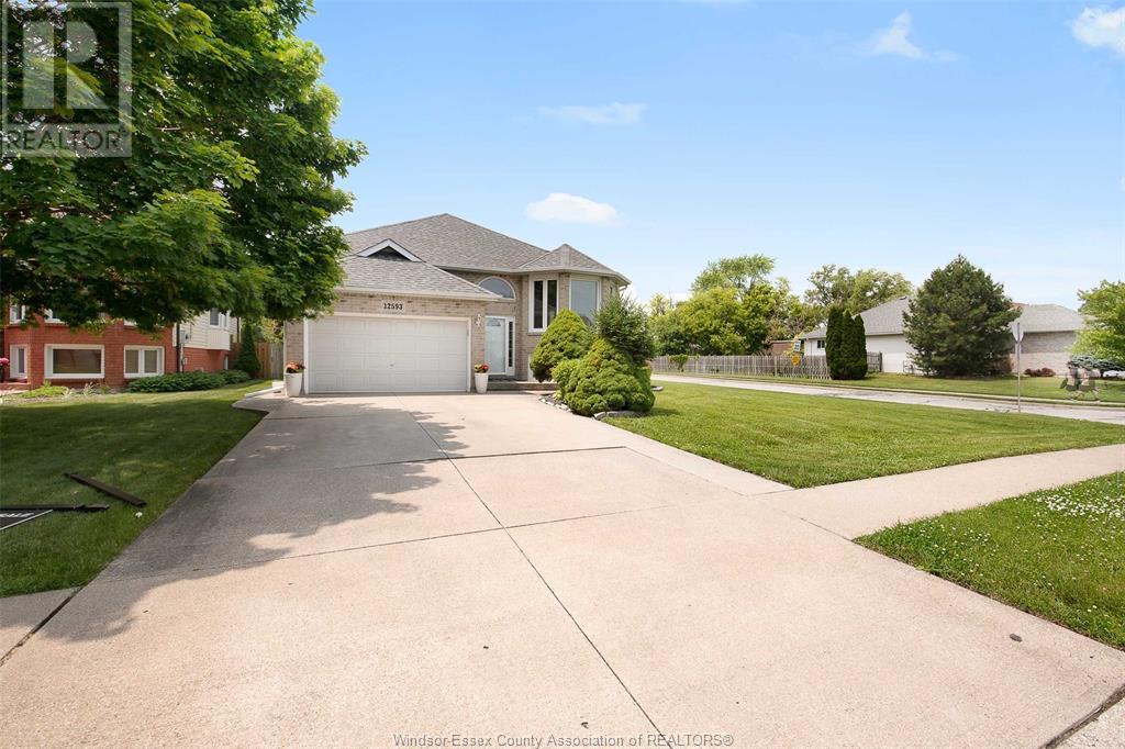 Property at 12593 LANOUE image 2