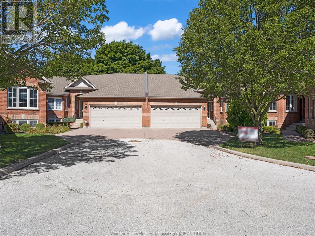 MLS# 25016332: 32 ROBSON ROAD Unit# 4, Leamington, Canada