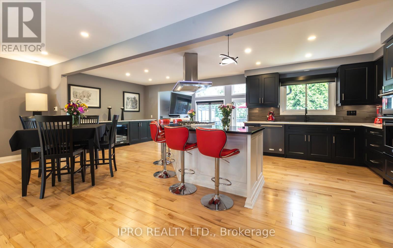 Property at 2183 SANDRINGHAM DRIVE image 5