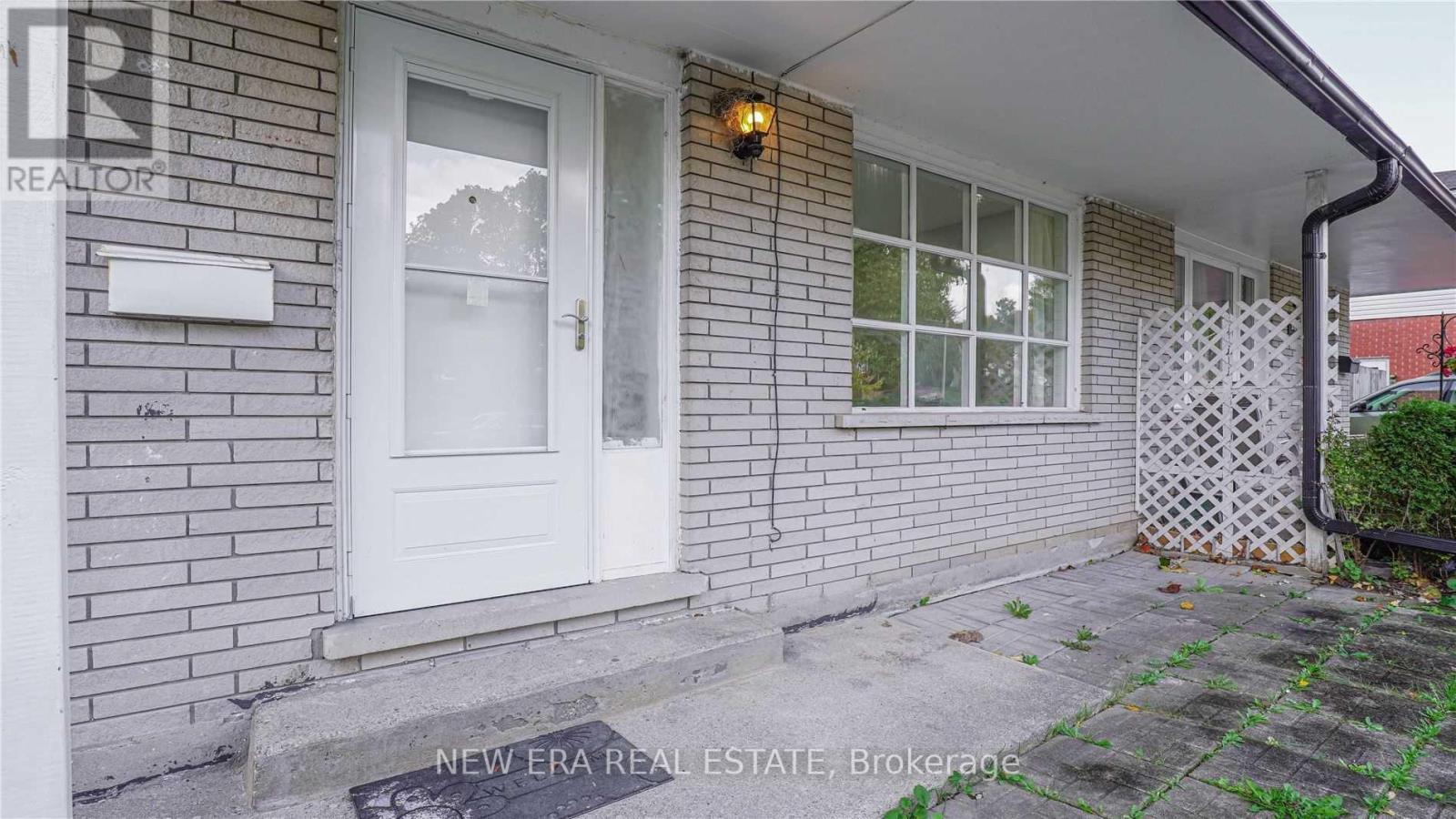 Property at 163 CEDARBRAE AVENUE image 3