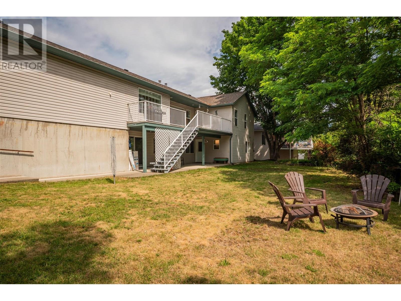 3209 5th Avenue, Castlegar, British Columbia  V1N 2V6 - Photo 63 - 10354029