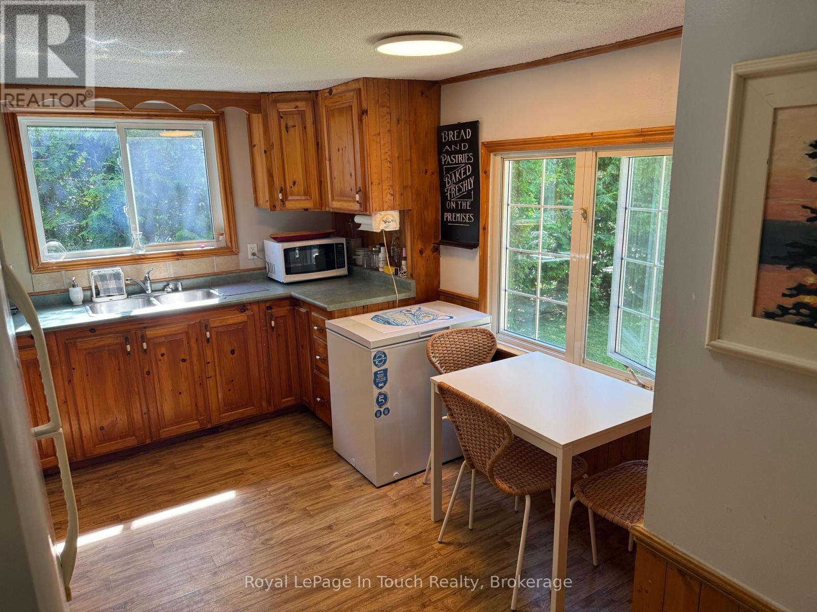 19 Needle Road, Tiny, Ontario  L9M 0B5 - Photo 8 - S12250588