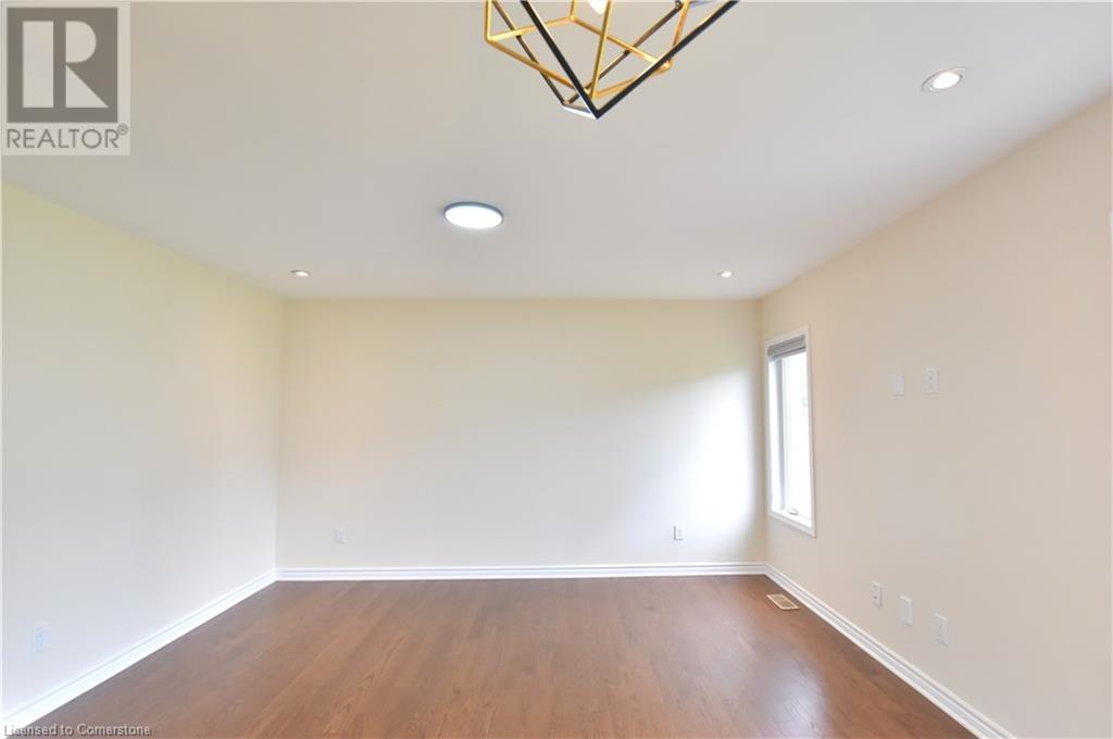 Property at 47 PICKETT Place image 5