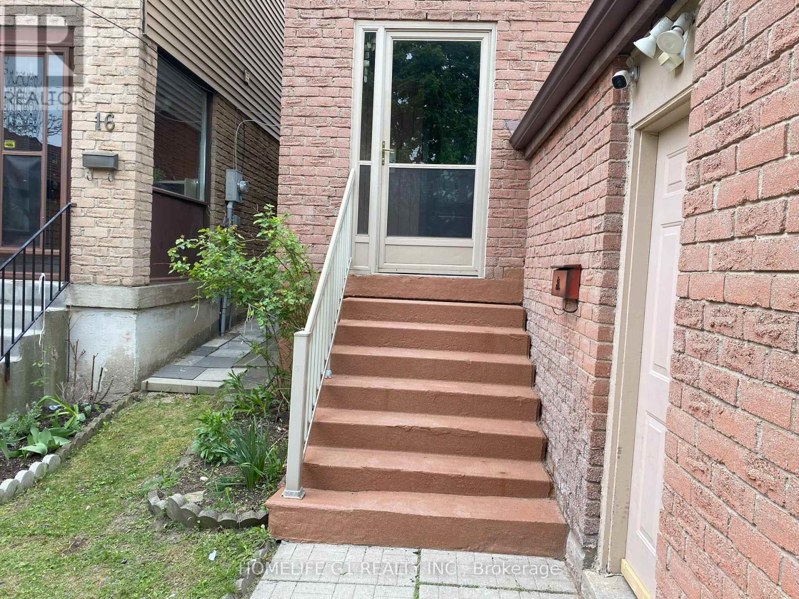 Property at 18 LAUREL VALLEY COURT image 3