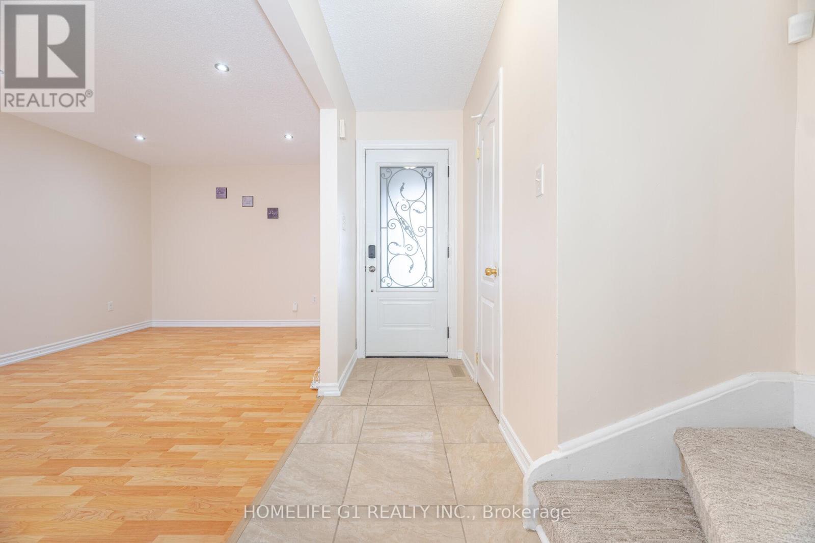 Property at 18 LAUREL VALLEY COURT image 5