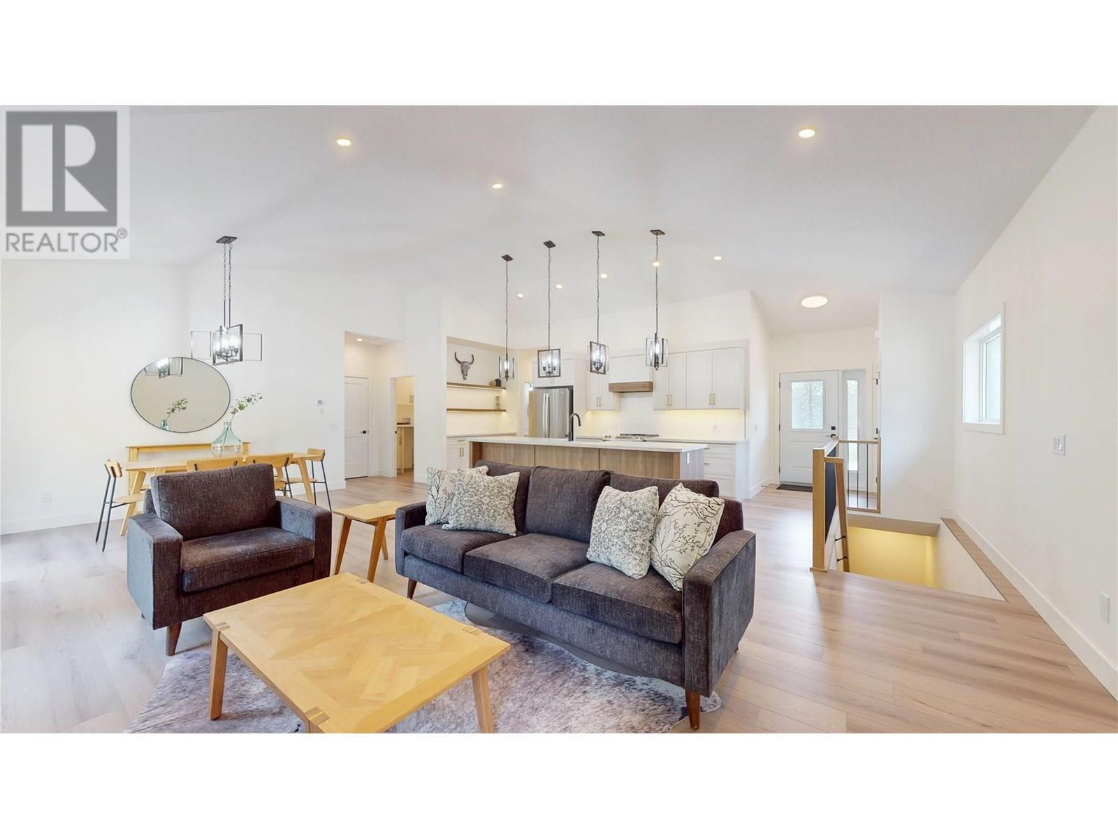 427 Wildstone Close N, Cranbrook, British Columbia  V1C 0G4 - Photo 6 - 10354037