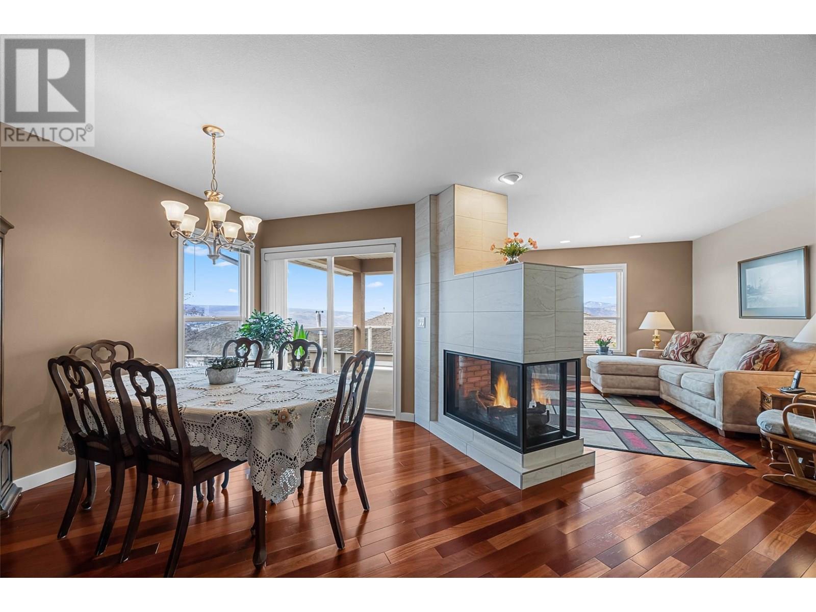 Property at 2080 Pacific Way Unit# 25 image 3