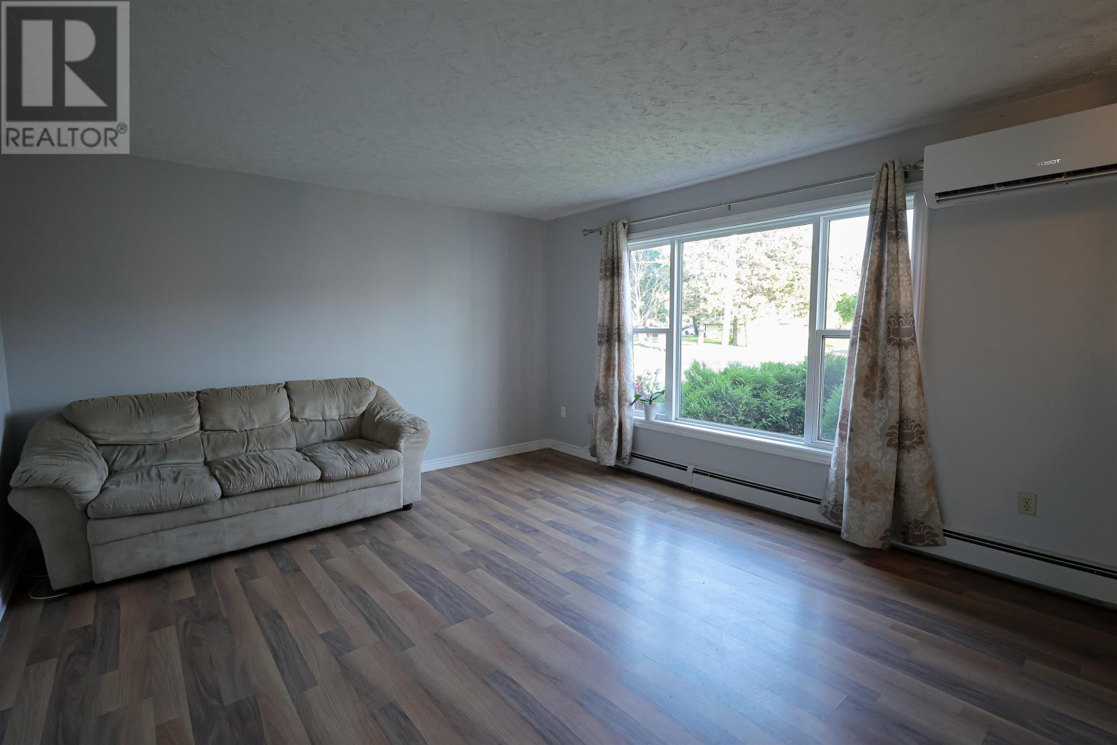Property at 35 Rankin Court image 5