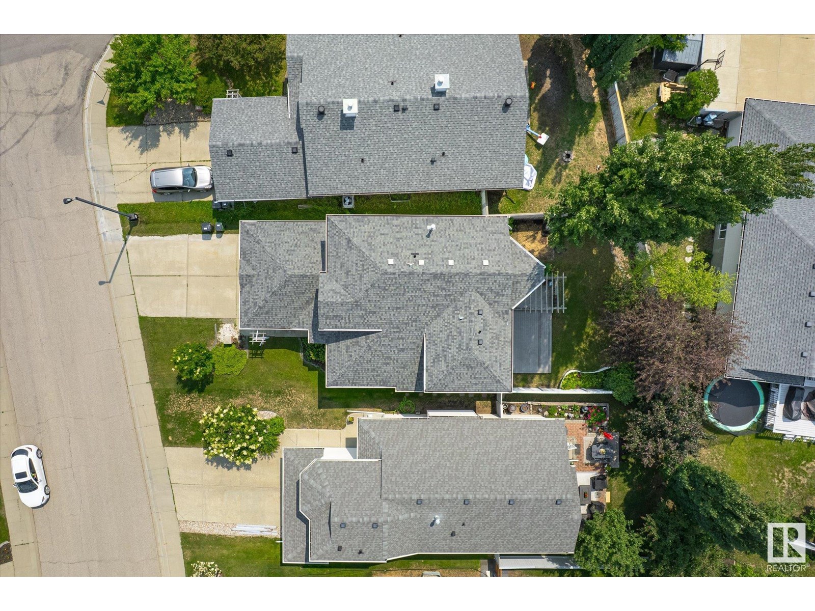 Property at 4908 187 ST NW image 2