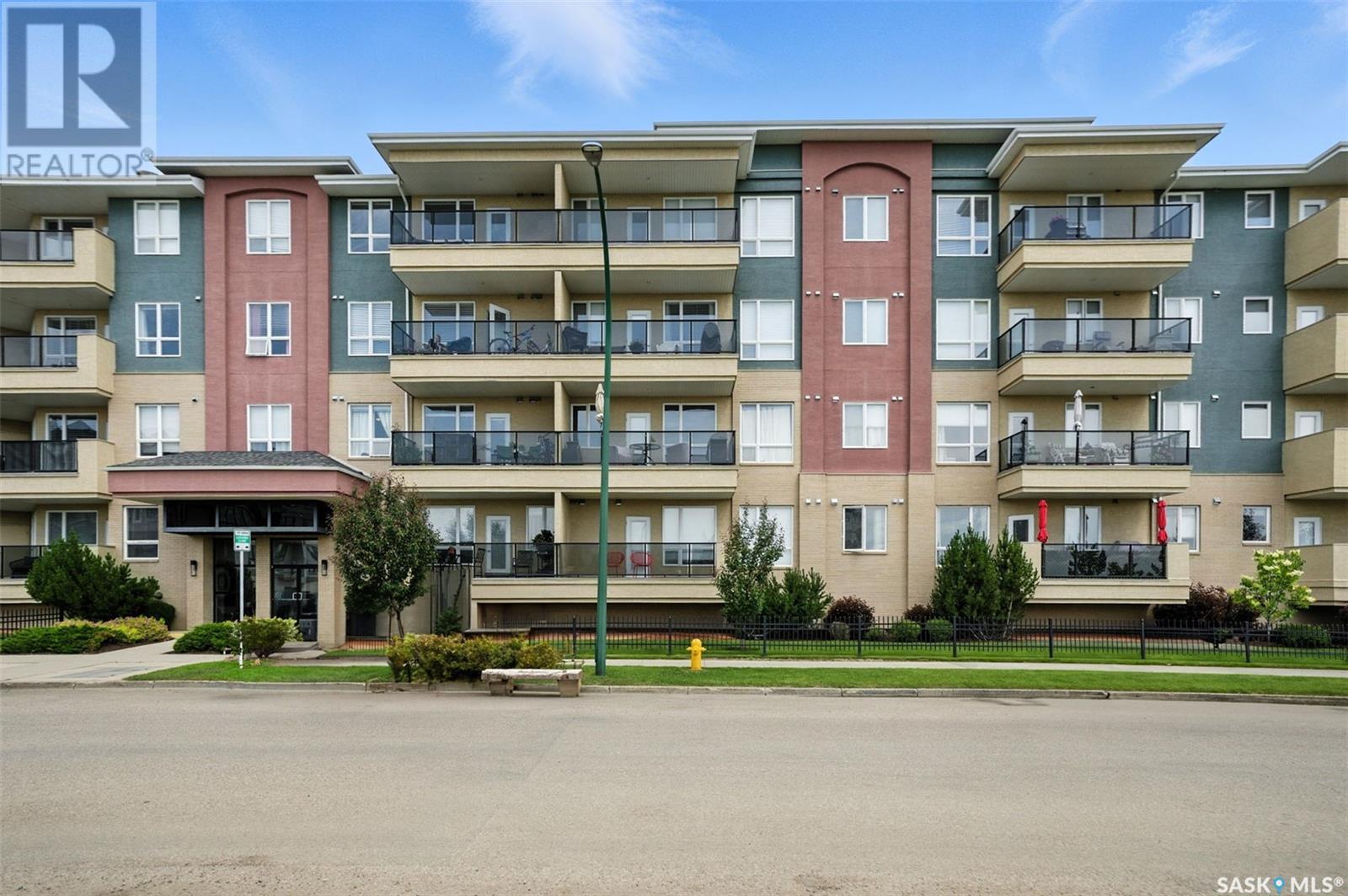 312 158 Pawlychenko LANE, saskatoon, Saskatchewan