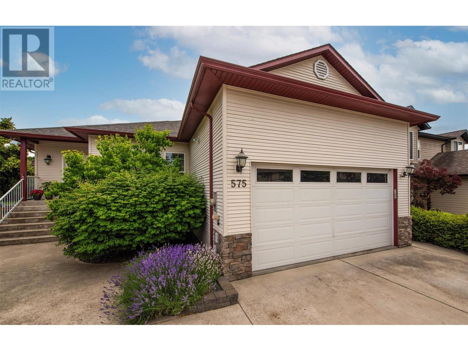 575 Galbraith Court, Kelowna, British Columbia
