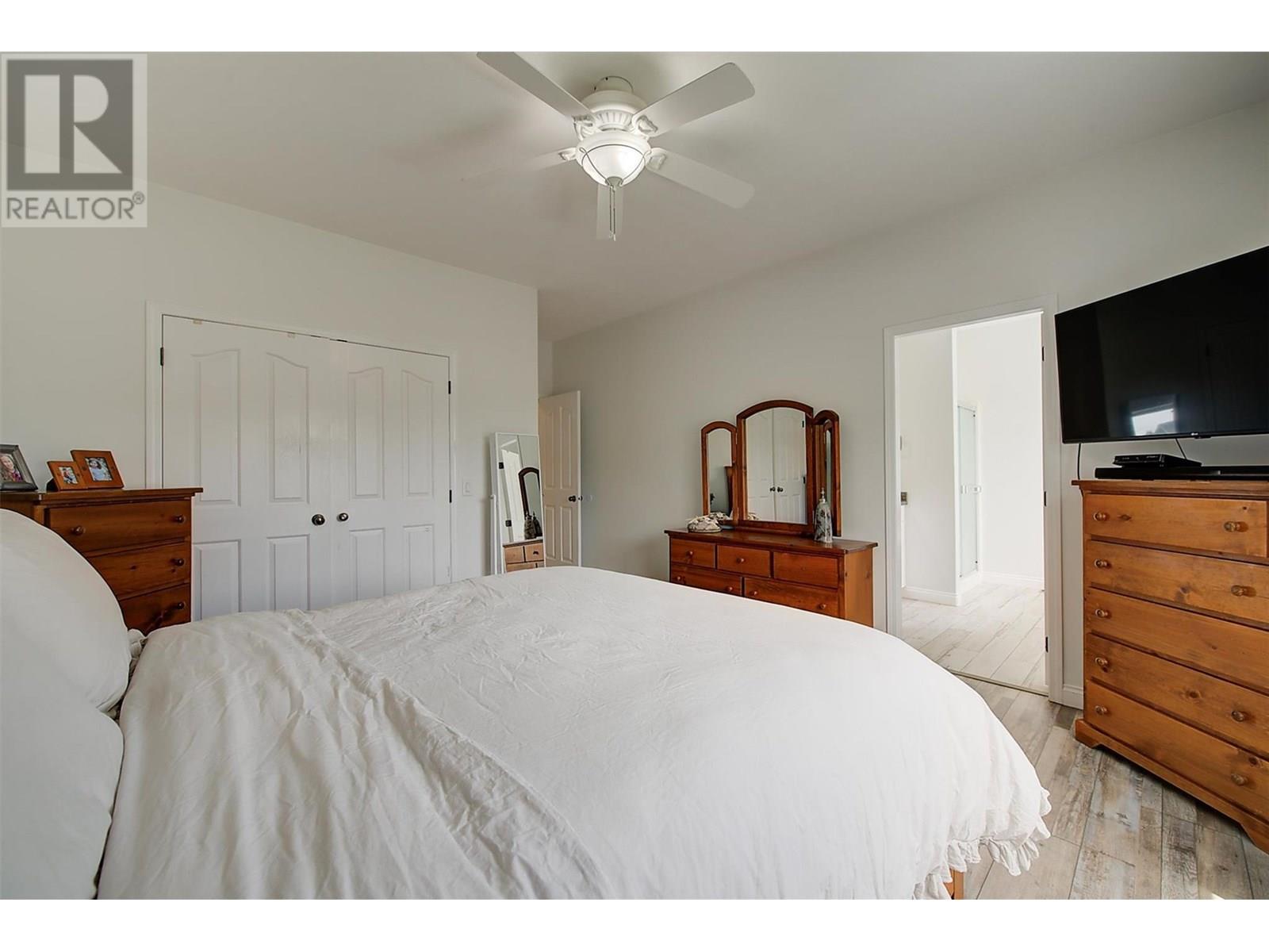 575 Galbraith Court, Kelowna, British Columbia  V1X 7Z9 - Photo 36 - 10353625
