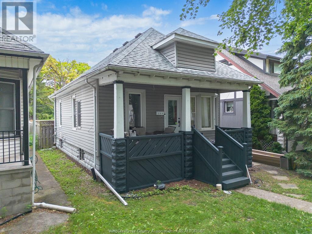 Property at 356 CLINTON STREET image 3