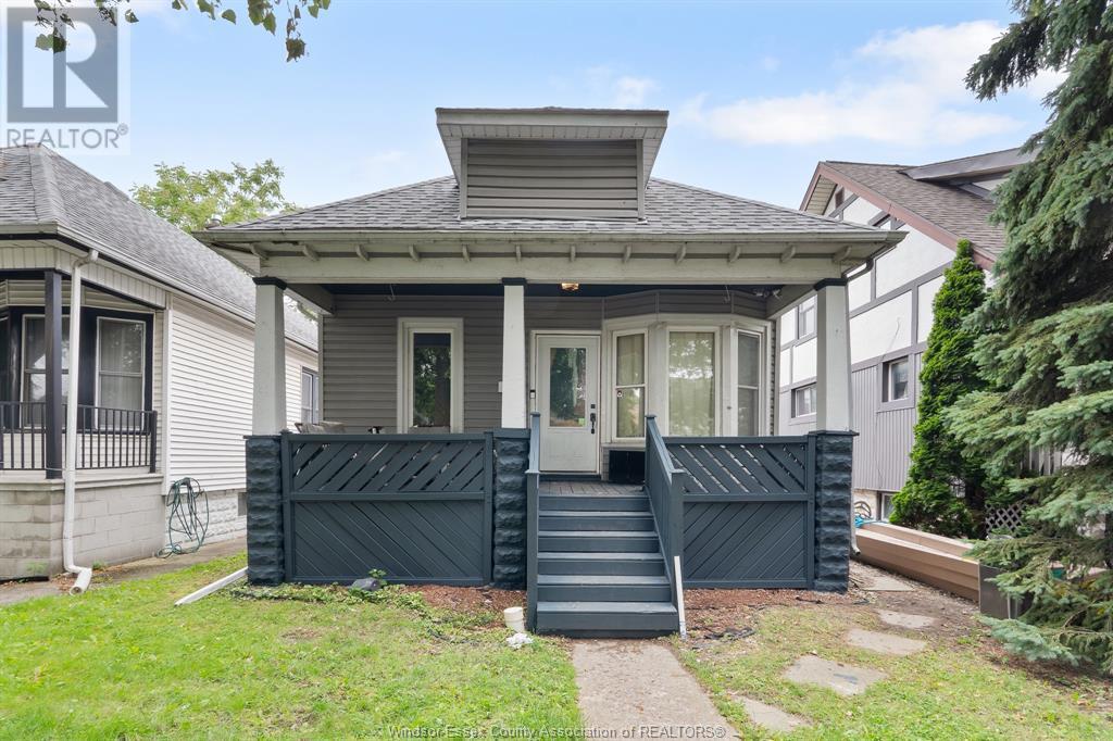Property at 356 CLINTON STREET image 2