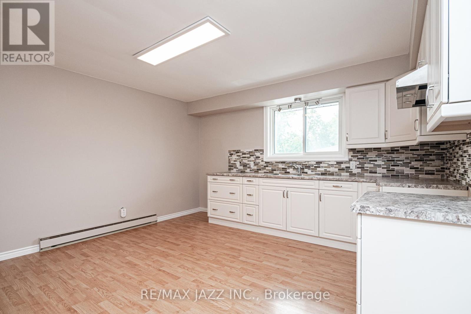 Property at 355 OSHAWA BOULEVARD N image 3