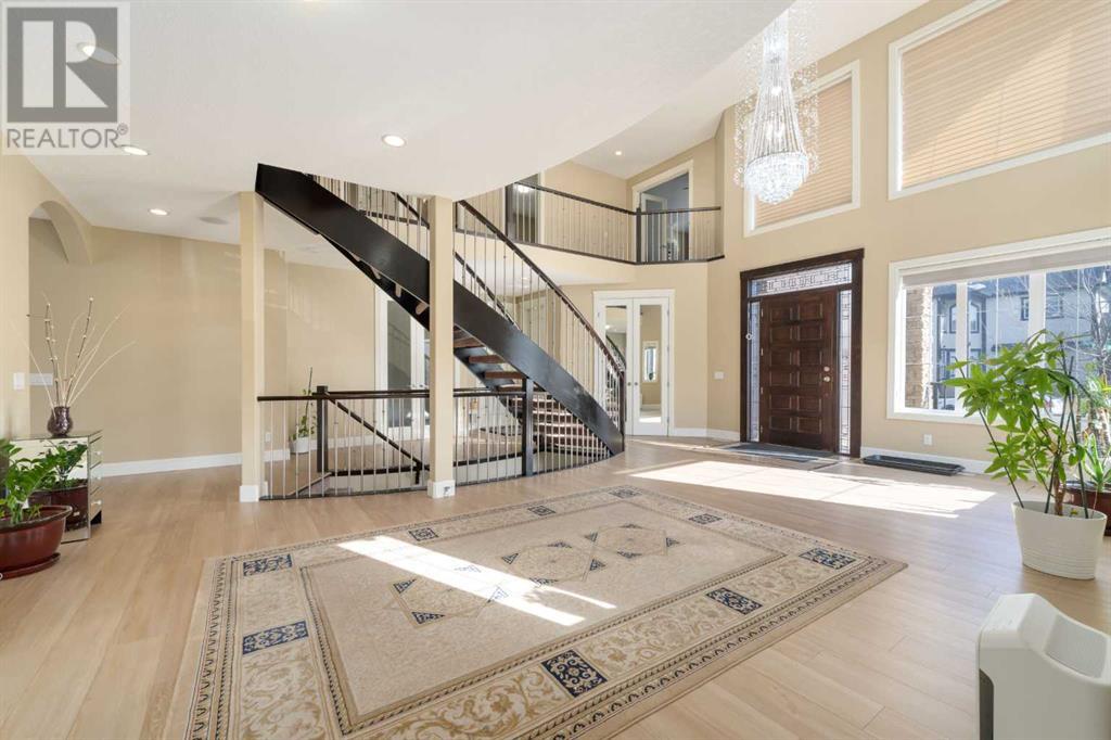 Property at 150 Saddlelake Grove NE image 2