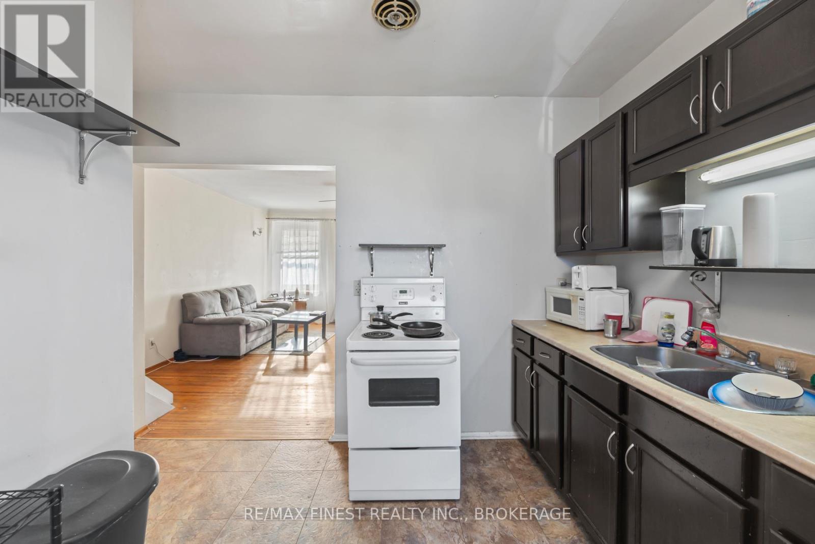 79-81 Queen Street, Kingston, Ontario  K7K 1A5 - Photo 10 - X12250717