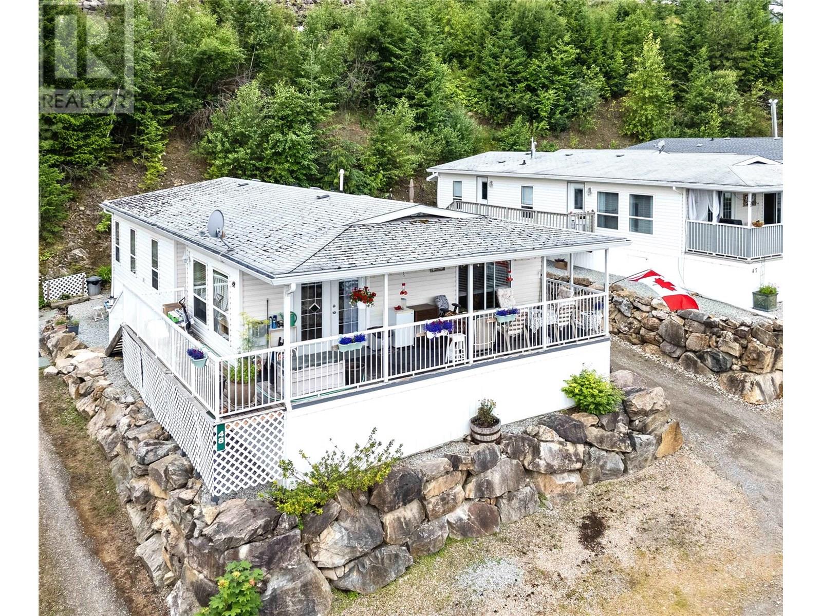 1885 Tappen Notch Hill Road Unit# 48, Tappen, British Columbia  V0E 2X0 - Photo 2 - 10353875