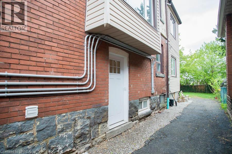 133 Park Row N Unit# Bsmt, Hamilton, Ontario  L8H 4E7 - Photo 12 - 40746092