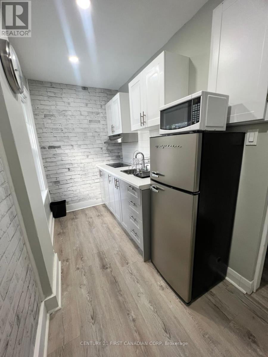 389 Dufferin Avenue, London East, Ontario  N6B 1Z5 - Photo 26 - X12134179