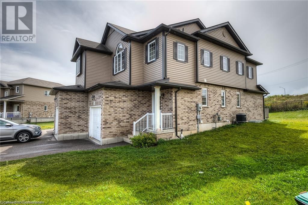 Property at 260 COUNTRYSTONE Crescent image 2
