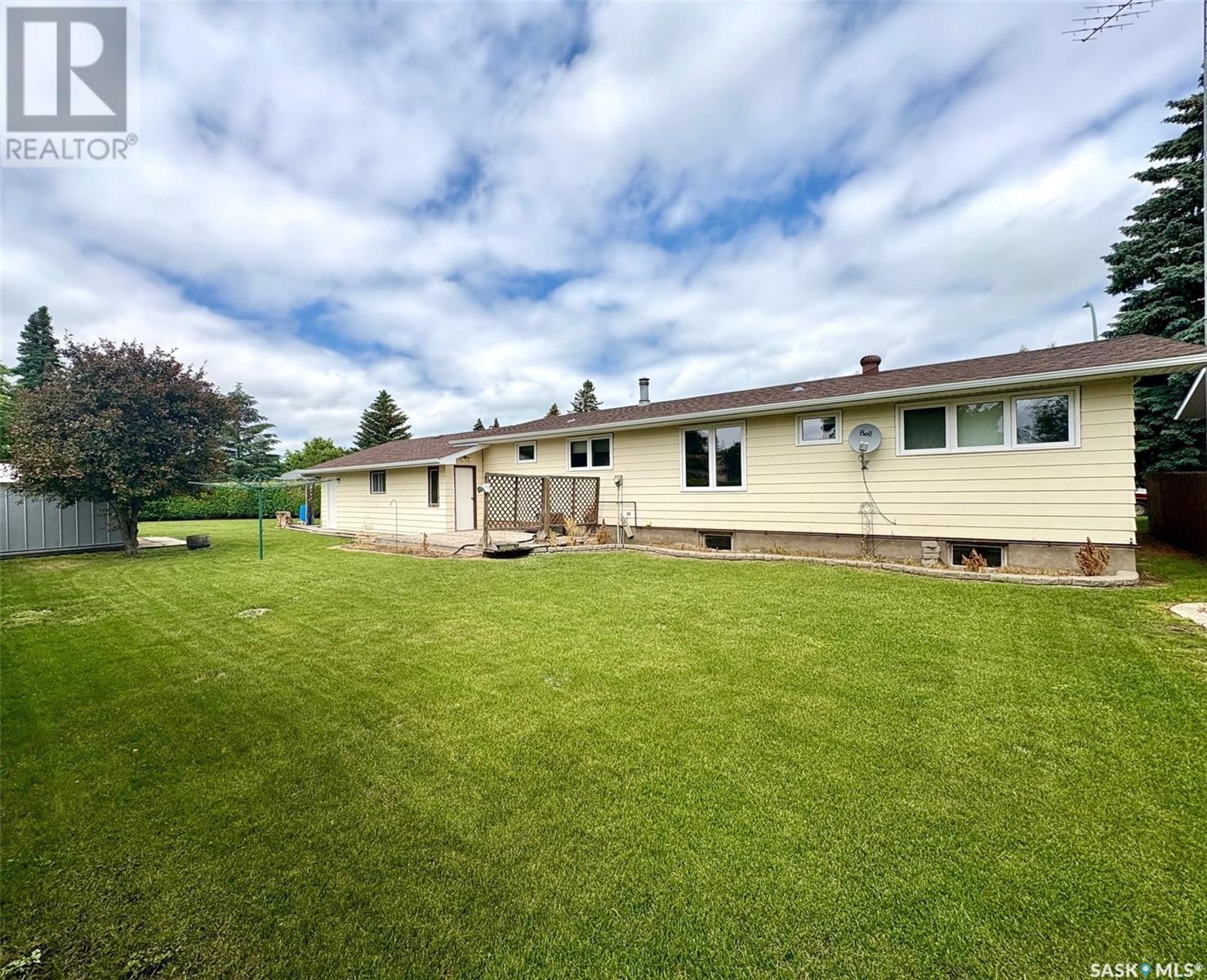 506 Grant Bay, Esterhazy, Saskatchewan  S0A 0X0 - Photo 5 - SK005189